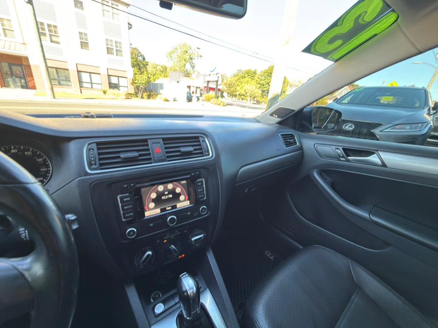 2013 Volkswagen Jetta Sedan 4dr DSG TDI w/Premium/Nav *Ltd Avail*, available for sale in Manchester, Connecticut | Carsonmain LLC. Manchester, Connecticut 2013 Volkswagen Jetta Sedan 4dr DSG TDI w/Premium/Nav *Ltd Avail*, available for sale in Manchester, Connecticut | Carsonmain LLC. Manchester, Connecticut