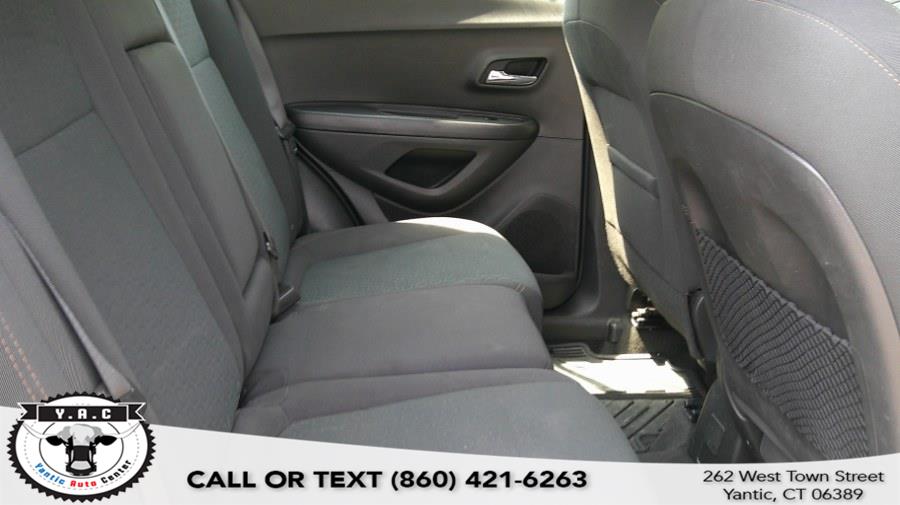 2021 Chevrolet Trax AWD 4dr LS, available for sale in Yantic, Connecticut | Yantic Auto Center. Yantic, Connecticut 2021 Chevrolet Trax AWD 4dr LS, available for sale in Yantic, Connecticut | Yantic Auto Center. Yantic, Connecticut