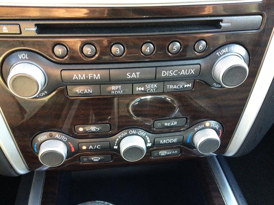 2014 Nissan Pathfinder 4WD 4dr Platnium, available for sale in Plantsville, Connecticut | L&S Automotive LLC. Plantsville, Connecticut 2014 Nissan Pathfinder 4WD 4dr Platnium, available for sale in Plantsville, Connecticut | L&S Automotive LLC. Plantsville, Connecticut