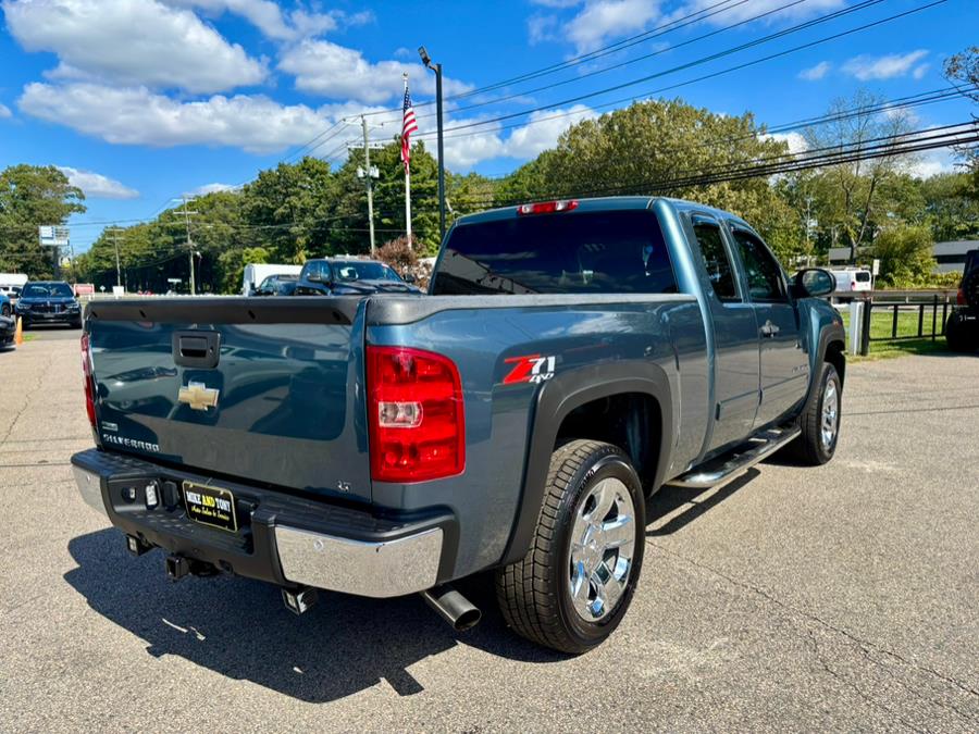 2011 Chevrolet Silverado 1500 4WD Ext Cab 143.5" LT, available for sale in South Windsor, Connecticut | Mike And Tony Auto Sales, Inc. South Windsor, Connecticut 2011 Chevrolet Silverado 1500 4WD Ext Cab 143.5" LT, available for sale in South Windsor, Connecticut | Mike And Tony Auto Sales, Inc. South Windsor, Connecticut