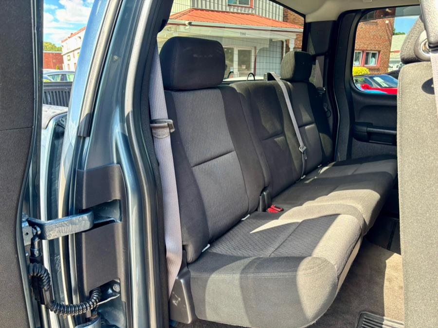 2011 Chevrolet Silverado 1500 4WD Ext Cab 143.5" LT, available for sale in South Windsor, Connecticut | Mike And Tony Auto Sales, Inc. South Windsor, Connecticut 2011 Chevrolet Silverado 1500 4WD Ext Cab 143.5" LT, available for sale in South Windsor, Connecticut | Mike And Tony Auto Sales, Inc. South Windsor, Connecticut