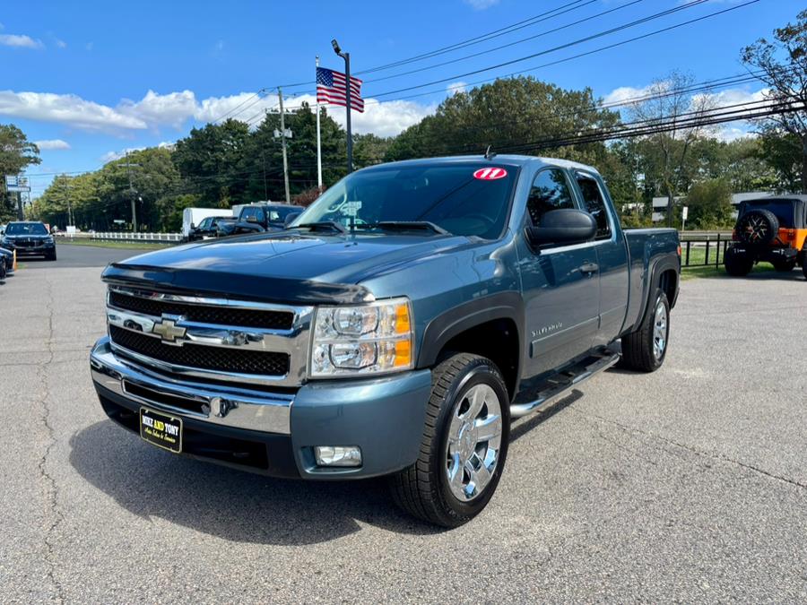 2011 Chevrolet Silverado 1500 4WD Ext Cab 143.5" LT, available for sale in South Windsor, Connecticut | Mike And Tony Auto Sales, Inc. South Windsor, Connecticut 2011 Chevrolet Silverado 1500 4WD Ext Cab 143.5" LT, available for sale in South Windsor, Connecticut | Mike And Tony Auto Sales, Inc. South Windsor, Connecticut
