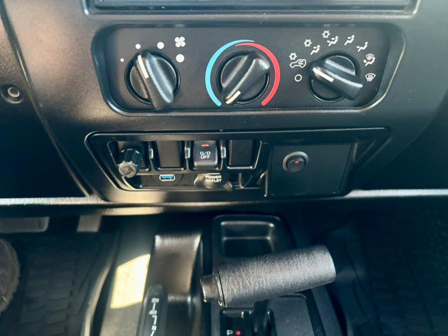 2004 Jeep Wrangler 2dr X, available for sale in South Windsor, Connecticut | Mike And Tony Auto Sales, Inc. South Windsor, Connecticut 2004 Jeep Wrangler 2dr X, available for sale in South Windsor, Connecticut | Mike And Tony Auto Sales, Inc. South Windsor, Connecticut