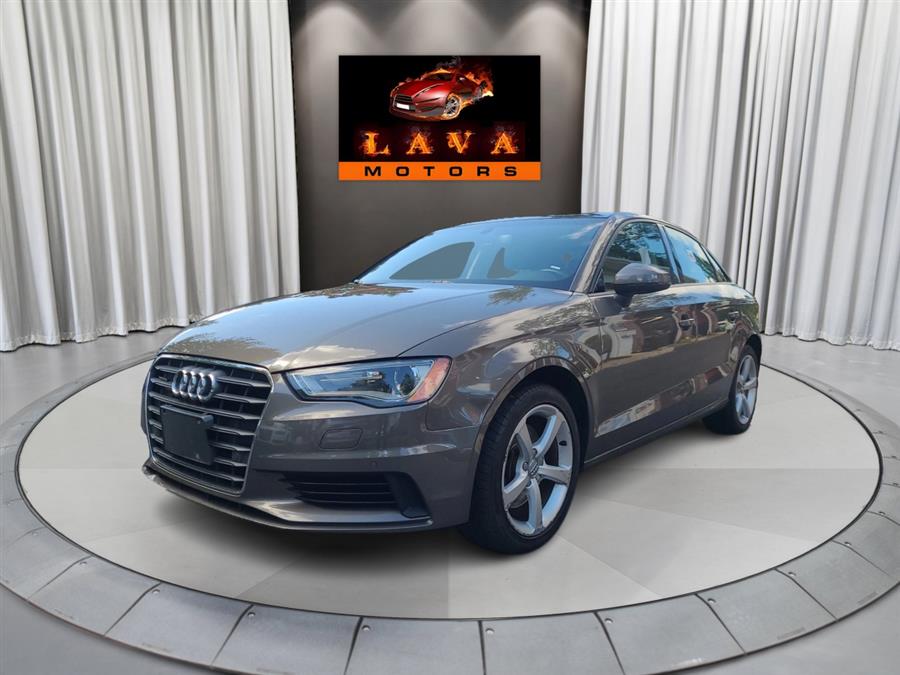 2016 Audi A3 Quattro 2.0T Premium photo 3