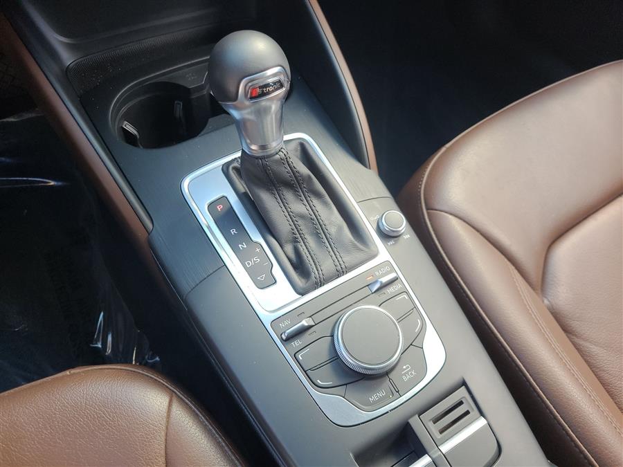 2016 Audi A3 Quattro 2.0T Premium photo 41
