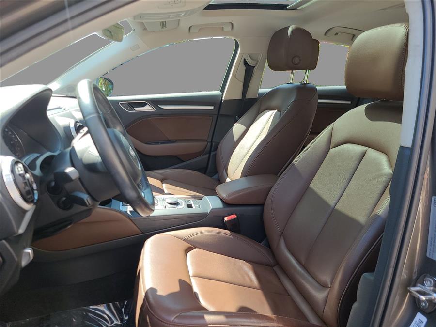 2016 Audi A3 Quattro 2.0T Premium photo 9