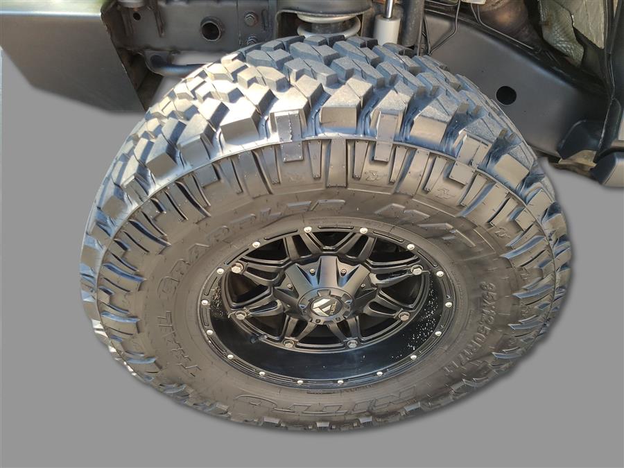 2017 Jeep Wrangler Unlimited Sport photo 17