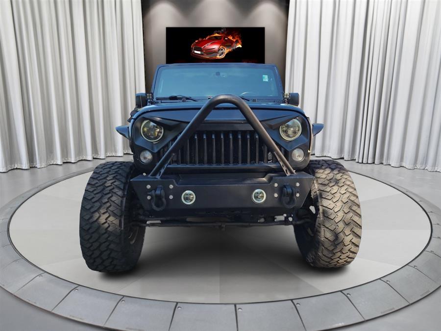 2017 Jeep Wrangler Unlimited Sport photo 2