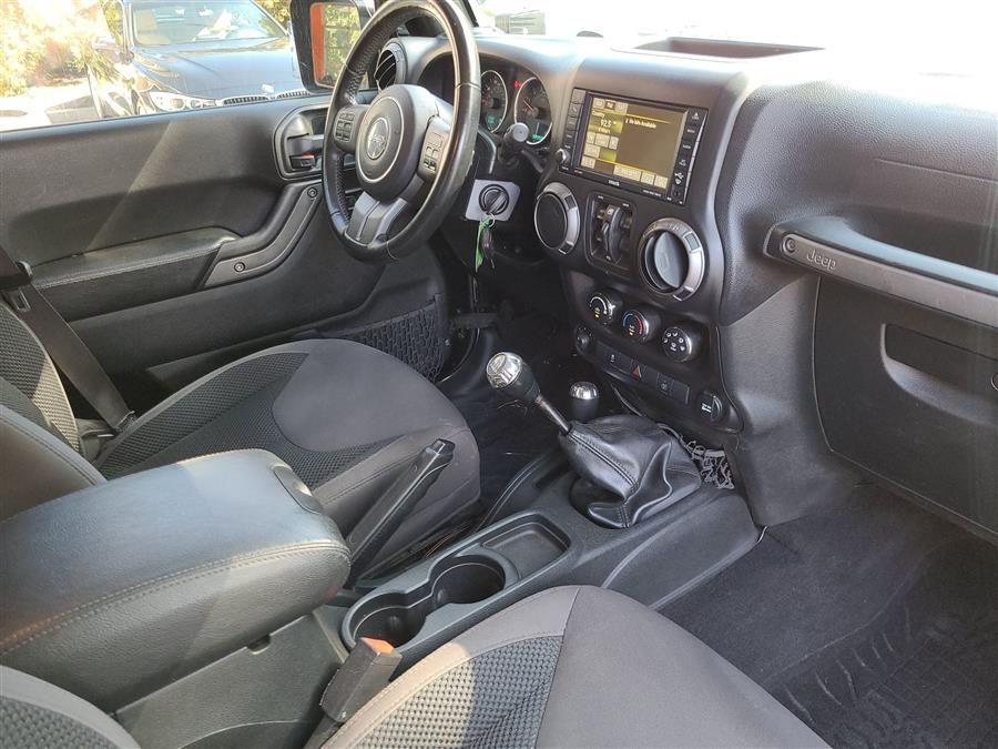 2017 Jeep Wrangler Unlimited Sport photo 30