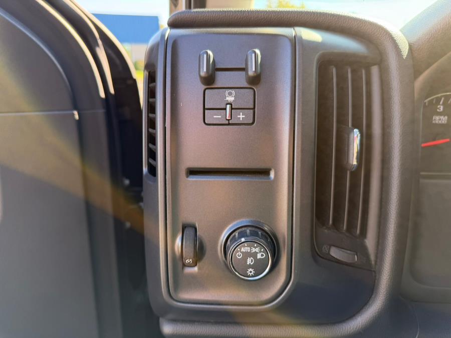 2016 GMC Sierra 1500 4WD Double Cab 143.5", available for sale in West Hartford, Connecticut | AutoMax. West Hartford, Connecticut 2016 GMC Sierra 1500 4WD Double Cab 143.5", available for sale in West Hartford, Connecticut | AutoMax. West Hartford, Connecticut
