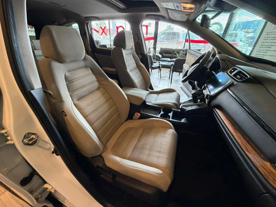 2017 Honda CR-V EX AWD, available for sale in West Hartford, Connecticut | AutoMax. West Hartford, Connecticut 2017 Honda CR-V EX AWD, available for sale in West Hartford, Connecticut | AutoMax. West Hartford, Connecticut
