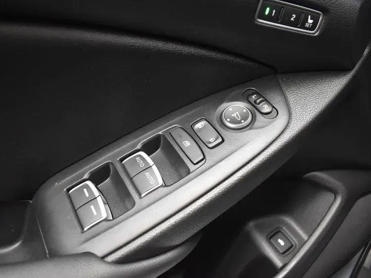2020 Honda Accord Touring Sedan 4D, available for sale in Linden, New Jersey | Route 27 Auto Mall. Linden, New Jersey 2020 Honda Accord Touring Sedan 4D, available for sale in Linden, New Jersey | Route 27 Auto Mall. Linden, New Jersey