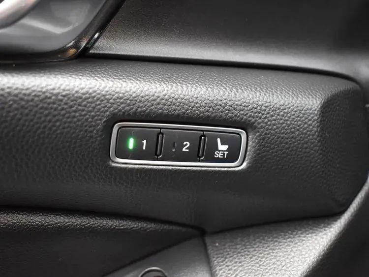 2020 Honda Accord Touring Sedan 4D, available for sale in Linden, New Jersey | Route 27 Auto Mall. Linden, New Jersey 2020 Honda Accord Touring Sedan 4D, available for sale in Linden, New Jersey | Route 27 Auto Mall. Linden, New Jersey