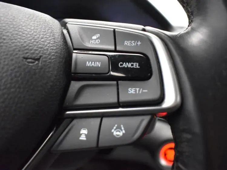 2020 Honda Accord Touring Sedan 4D, available for sale in Linden, New Jersey | Route 27 Auto Mall. Linden, New Jersey 2020 Honda Accord Touring Sedan 4D, available for sale in Linden, New Jersey | Route 27 Auto Mall. Linden, New Jersey