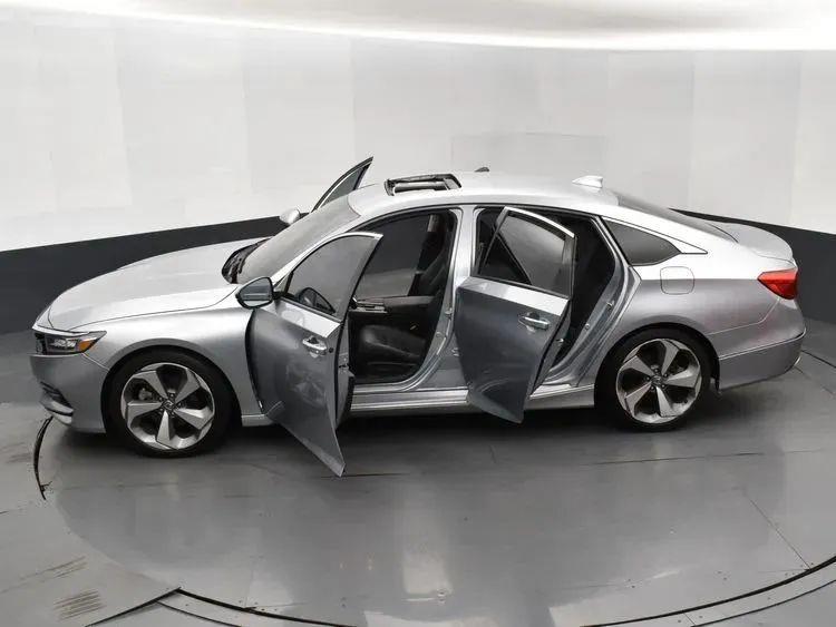 2020 Honda Accord Touring Sedan 4D, available for sale in Linden, New Jersey | Route 27 Auto Mall. Linden, New Jersey 2020 Honda Accord Touring Sedan 4D, available for sale in Linden, New Jersey | Route 27 Auto Mall. Linden, New Jersey