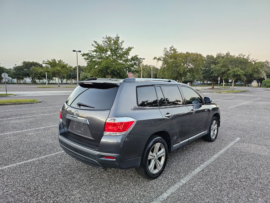 2013 Toyota Highlander FWD 4dr V6 Limited (Natl), available for sale in Longwood, Florida | Majestic Autos Inc.. Longwood, Florida 2013 Toyota Highlander FWD 4dr V6 Limited (Natl), available for sale in Longwood, Florida | Majestic Autos Inc.. Longwood, Florida