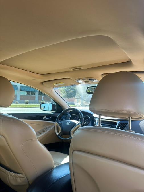 2014 Hyundai Sonata 4dr Sdn 2.4L Auto Limited, available for sale in Wallingford, Connecticut | Wallingford Auto Center LLC. Wallingford, Connecticut 2014 Hyundai Sonata 4dr Sdn 2.4L Auto Limited, available for sale in Wallingford, Connecticut | Wallingford Auto Center LLC. Wallingford, Connecticut