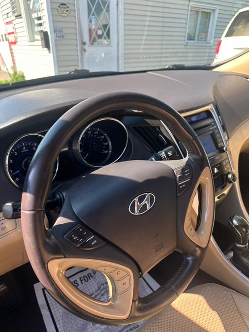 2014 Hyundai Sonata 4dr Sdn 2.4L Auto Limited, available for sale in Wallingford, Connecticut | Wallingford Auto Center LLC. Wallingford, Connecticut 2014 Hyundai Sonata 4dr Sdn 2.4L Auto Limited, available for sale in Wallingford, Connecticut | Wallingford Auto Center LLC. Wallingford, Connecticut