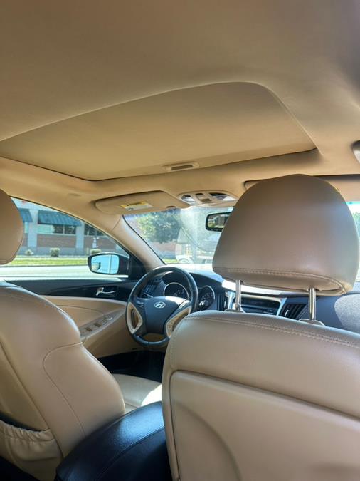 2014 Hyundai Sonata 4dr Sdn 2.4L Auto Limited, available for sale in Wallingford, Connecticut | Wallingford Auto Center LLC. Wallingford, Connecticut 2014 Hyundai Sonata 4dr Sdn 2.4L Auto Limited, available for sale in Wallingford, Connecticut | Wallingford Auto Center LLC. Wallingford, Connecticut
