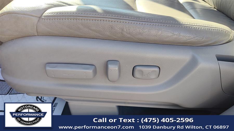 2013 Honda CR-V AWD 5dr EX-L, available for sale in Wilton, Connecticut | Performance Motor Cars Of Connecticut LLC. Wilton, Connecticut 2013 Honda CR-V AWD 5dr EX-L, available for sale in Wilton, Connecticut | Performance Motor Cars Of Connecticut LLC. Wilton, Connecticut