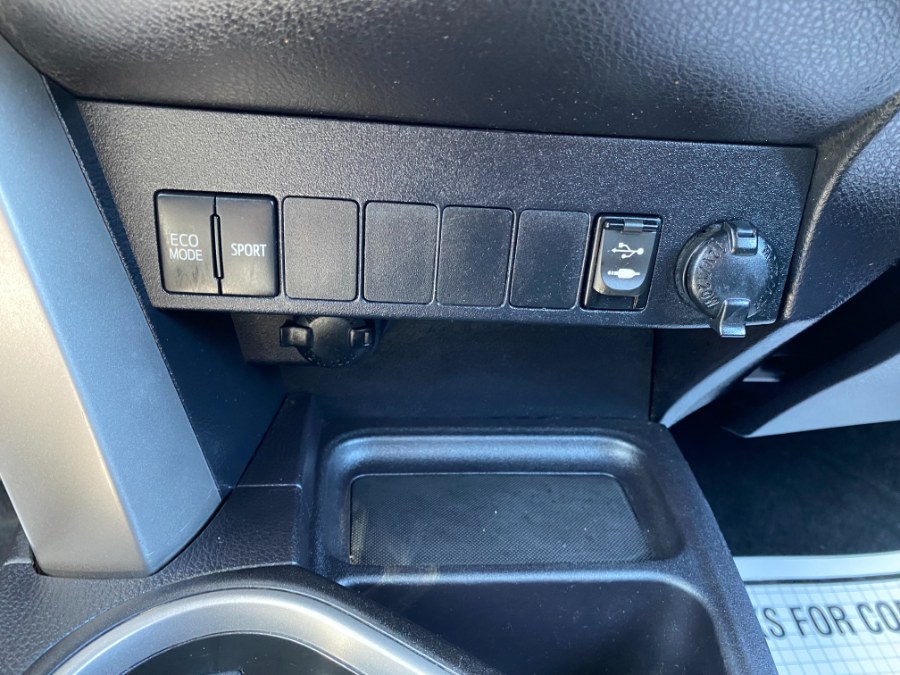 2016 Toyota RAV4 AWD 4dr XLE (Natl), available for sale in Paterson, New Jersey | DZ Automall. Paterson, New Jersey 2016 Toyota RAV4 AWD 4dr XLE (Natl), available for sale in Paterson, New Jersey | DZ Automall. Paterson, New Jersey
