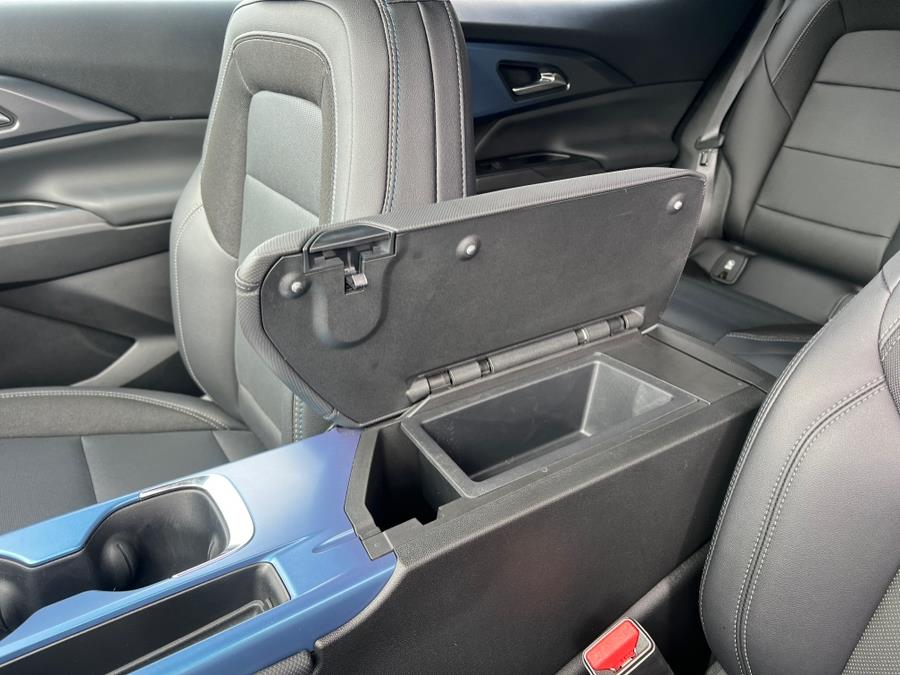 2024 Chevrolet Equinox EV 2LT FWD, available for sale in Daly City, California | Green Light Auto Wholesale. Daly City, California 2024 Chevrolet Equinox EV 2LT FWD, available for sale in Daly City, California | Green Light Auto Wholesale. Daly City, California