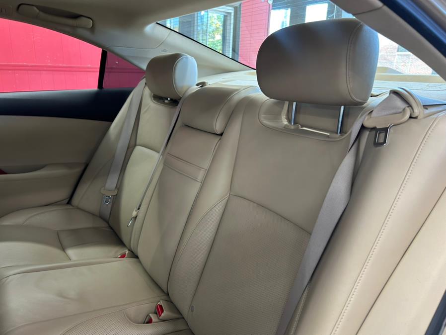 2009 Lexus ES 350 4dr Sdn, available for sale in Garfield, New Jersey | Urban Motors Collection. Garfield, New Jersey 2009 Lexus ES 350 4dr Sdn, available for sale in Garfield, New Jersey | Urban Motors Collection. Garfield, New Jersey