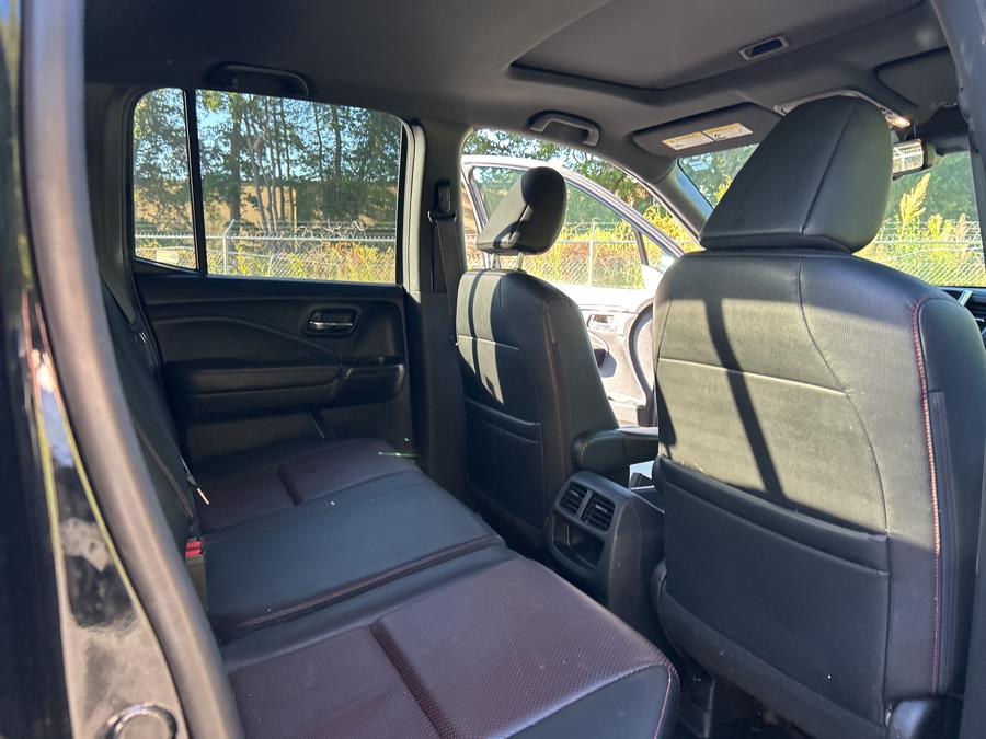 2017 Honda Ridgeline Black Edition 4x4 Crew Cab 5.3'' Bed, available for sale in Vernon Rockville, Connecticut | Vernon Motor Cars. Vernon Rockville, Connecticut 2017 Honda Ridgeline Black Edition 4x4 Crew Cab 5.3'' Bed, available for sale in Vernon Rockville, Connecticut | Vernon Motor Cars. Vernon Rockville, Connecticut