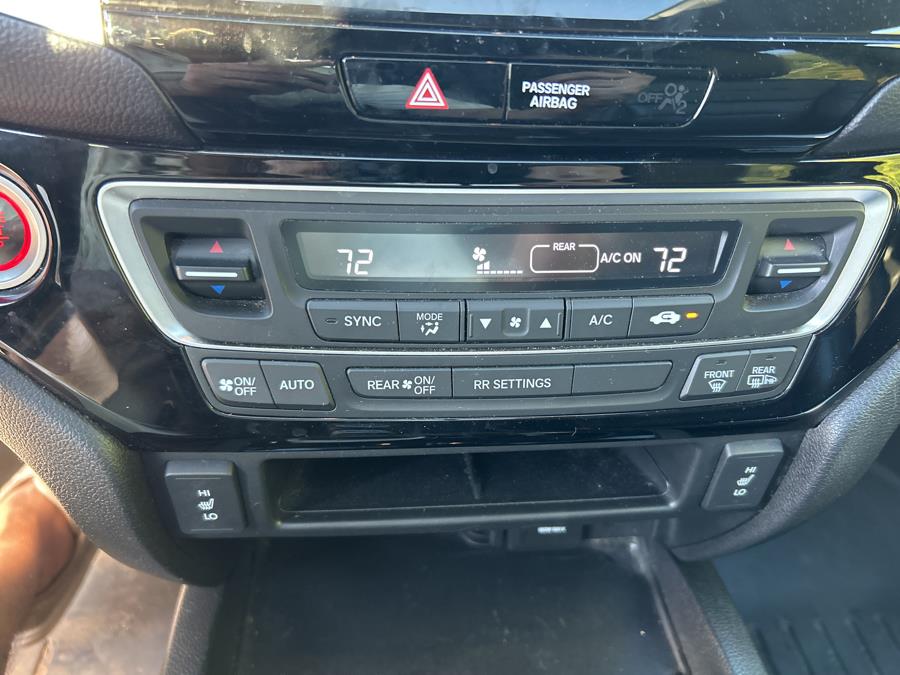 2017 Honda Ridgeline Black Edition 4x4 Crew Cab 5.3'' Bed, available for sale in Vernon Rockville, Connecticut | Vernon Motor Cars. Vernon Rockville, Connecticut 2017 Honda Ridgeline Black Edition 4x4 Crew Cab 5.3'' Bed, available for sale in Vernon Rockville, Connecticut | Vernon Motor Cars. Vernon Rockville, Connecticut