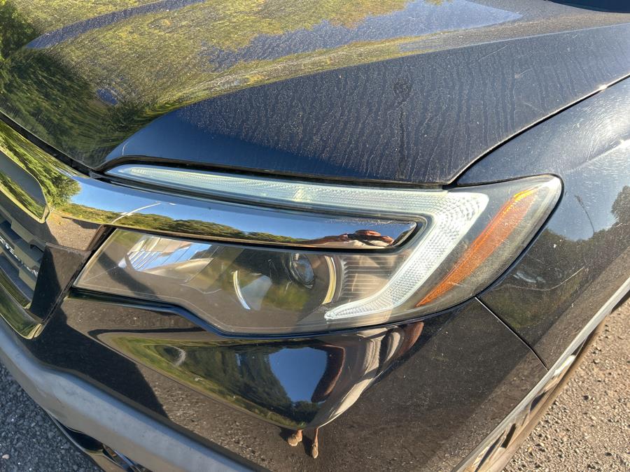 2017 Honda Ridgeline Black Edition 4x4 Crew Cab 5.3'' Bed, available for sale in Vernon Rockville, Connecticut | Vernon Motor Cars. Vernon Rockville, Connecticut 2017 Honda Ridgeline Black Edition 4x4 Crew Cab 5.3'' Bed, available for sale in Vernon Rockville, Connecticut | Vernon Motor Cars. Vernon Rockville, Connecticut