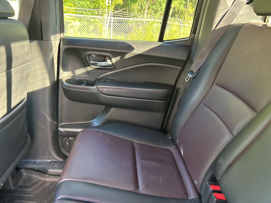 2017 Honda Ridgeline Black Edition 4x4 Crew Cab 5.3'' Bed, available for sale in Vernon Rockville, Connecticut | Vernon Motor Cars. Vernon Rockville, Connecticut 2017 Honda Ridgeline Black Edition 4x4 Crew Cab 5.3'' Bed, available for sale in Vernon Rockville, Connecticut | Vernon Motor Cars. Vernon Rockville, Connecticut
