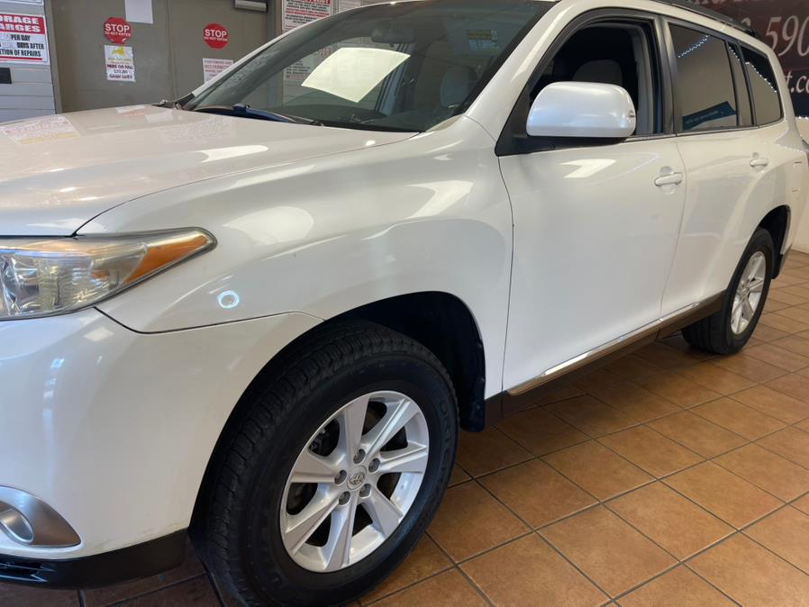 2012 Toyota Highlander FWD 4dr I4 (Natl), available for sale in Suffern, New York | Rockland Motor Sport. Suffern, New York 2012 Toyota Highlander FWD 4dr I4 (Natl), available for sale in Suffern, New York | Rockland Motor Sport. Suffern, New York