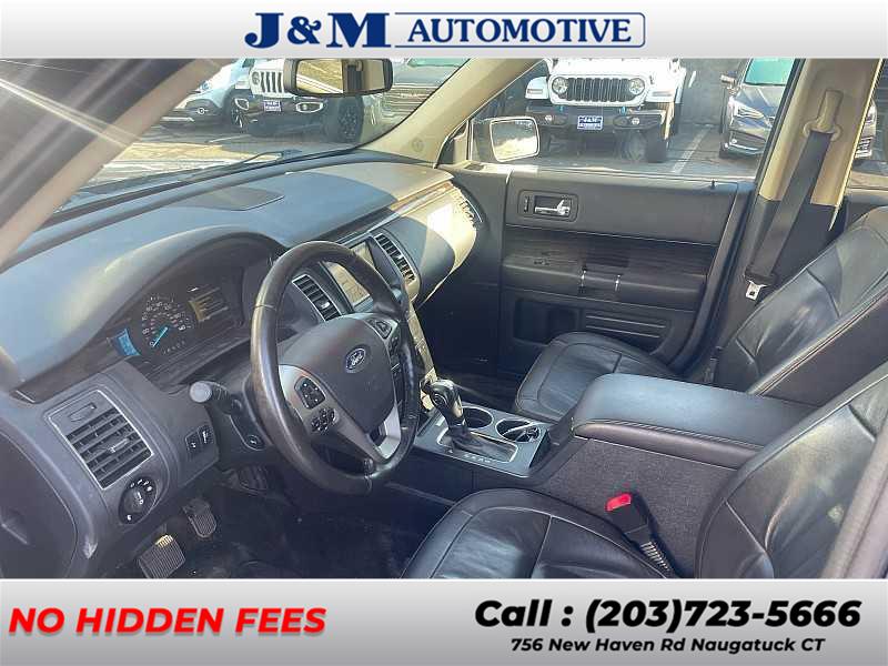 2017 Ford Flex SEL photo 2