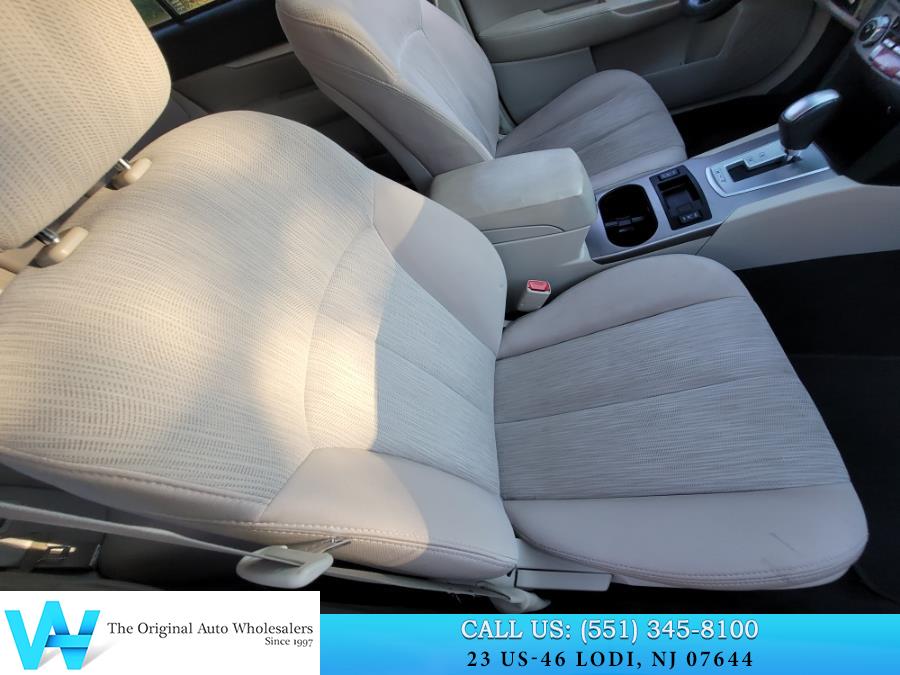 2013 Subaru Outback 4dr Wgn H4 Auto 2.5i Premium, available for sale in Lodi, New Jersey | AW Auto & Truck Wholesalers, Inc. Lodi, New Jersey 2013 Subaru Outback 4dr Wgn H4 Auto 2.5i Premium, available for sale in Lodi, New Jersey | AW Auto & Truck Wholesalers, Inc. Lodi, New Jersey
