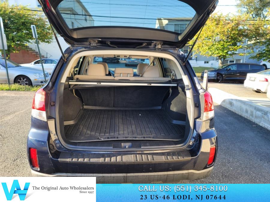 2013 Subaru Outback 4dr Wgn H4 Auto 2.5i Premium, available for sale in Lodi, New Jersey | AW Auto & Truck Wholesalers, Inc. Lodi, New Jersey 2013 Subaru Outback 4dr Wgn H4 Auto 2.5i Premium, available for sale in Lodi, New Jersey | AW Auto & Truck Wholesalers, Inc. Lodi, New Jersey