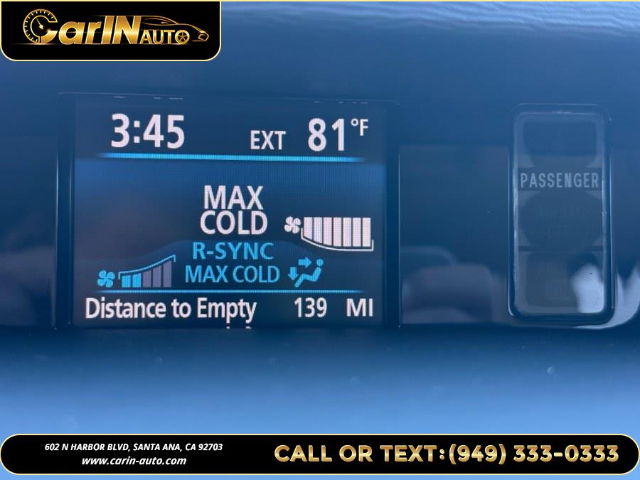 2013 Toyota Sienna 5dr 7-Pass Van V6 Ltd FWD (Natl), available for sale in Santa Ana, California | Carin Auto. Santa Ana, California 2013 Toyota Sienna 5dr 7-Pass Van V6 Ltd FWD (Natl), available for sale in Santa Ana, California | Carin Auto. Santa Ana, California