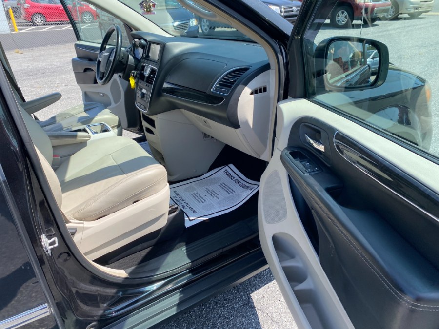 2013 Chrysler Town & Country 4dr Wgn Touring, available for sale in Bethlehem, Pennsylvania | Best Auto Deals LLC. Bethlehem, Pennsylvania 2013 Chrysler Town & Country 4dr Wgn Touring, available for sale in Bethlehem, Pennsylvania | Best Auto Deals LLC. Bethlehem, Pennsylvania