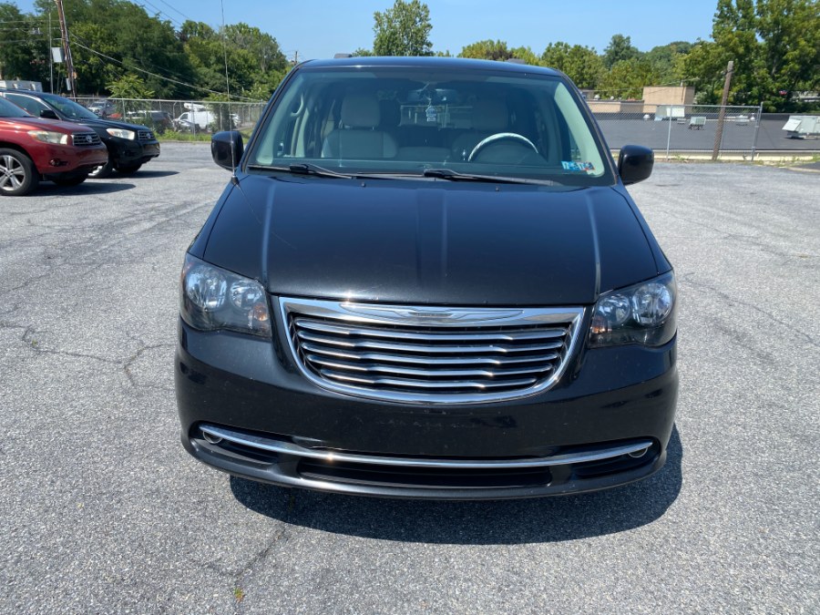 2013 Chrysler Town & Country 4dr Wgn Touring, available for sale in Bethlehem, Pennsylvania | Best Auto Deals LLC. Bethlehem, Pennsylvania 2013 Chrysler Town & Country 4dr Wgn Touring, available for sale in Bethlehem, Pennsylvania | Best Auto Deals LLC. Bethlehem, Pennsylvania