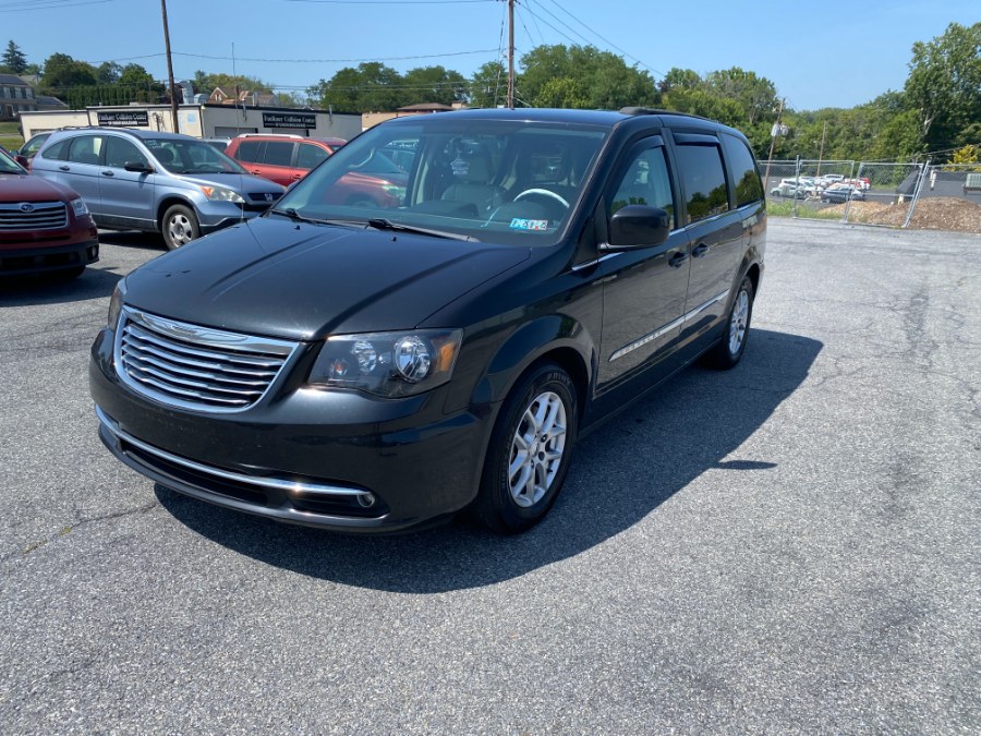 2013 Chrysler Town & Country 4dr Wgn Touring, available for sale in Bethlehem, Pennsylvania | Best Auto Deals LLC. Bethlehem, Pennsylvania 2013 Chrysler Town & Country 4dr Wgn Touring, available for sale in Bethlehem, Pennsylvania | Best Auto Deals LLC. Bethlehem, Pennsylvania