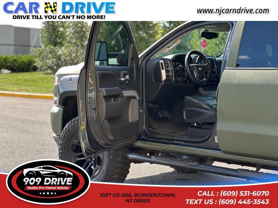 2017 Chevrolet Silverado 1500 2LZ, available for sale in BORDENTOWN, New Jersey | 909 Drive. BORDENTOWN, New Jersey 2017 Chevrolet Silverado 1500 2LZ, available for sale in BORDENTOWN, New Jersey | 909 Drive. BORDENTOWN, New Jersey