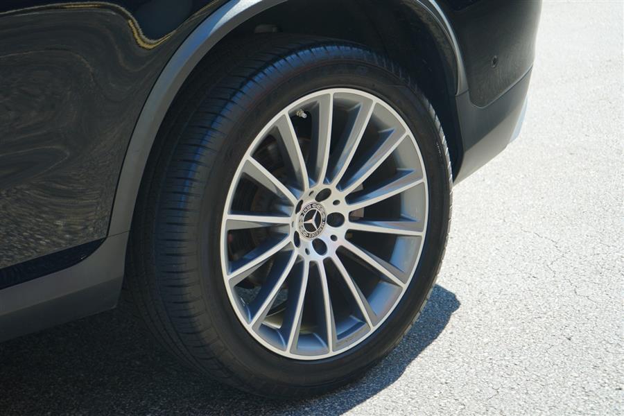 2021 Mercedes-benz Glc GLC 300, available for sale in Woodside, New York | Drive Central. Woodside, New York 2021 Mercedes-benz Glc GLC 300, available for sale in Woodside, New York | Drive Central. Woodside, New York