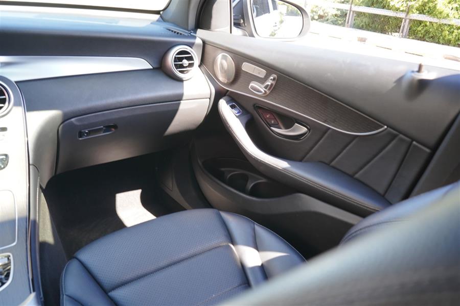 2021 Mercedes-benz Glc GLC 300, available for sale in Woodside, New York | Drive Central. Woodside, New York 2021 Mercedes-benz Glc GLC 300, available for sale in Woodside, New York | Drive Central. Woodside, New York