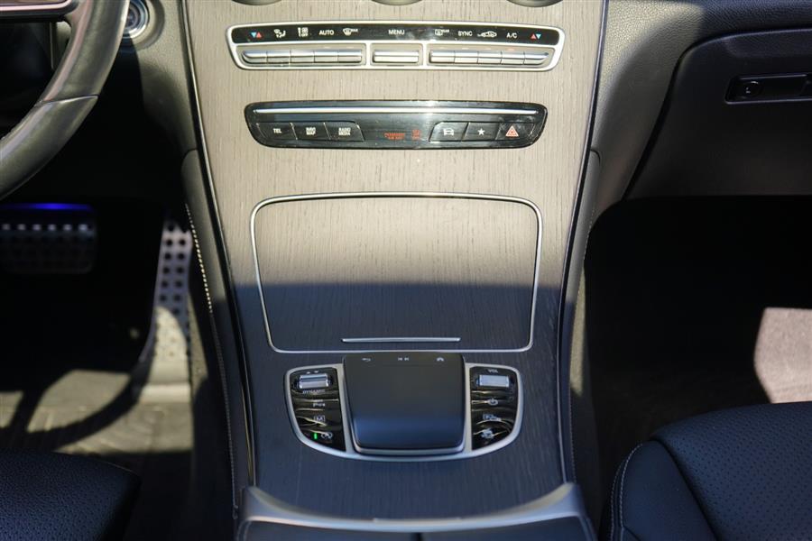2021 Mercedes-benz Glc GLC 300, available for sale in Woodside, New York | Drive Central. Woodside, New York 2021 Mercedes-benz Glc GLC 300, available for sale in Woodside, New York | Drive Central. Woodside, New York