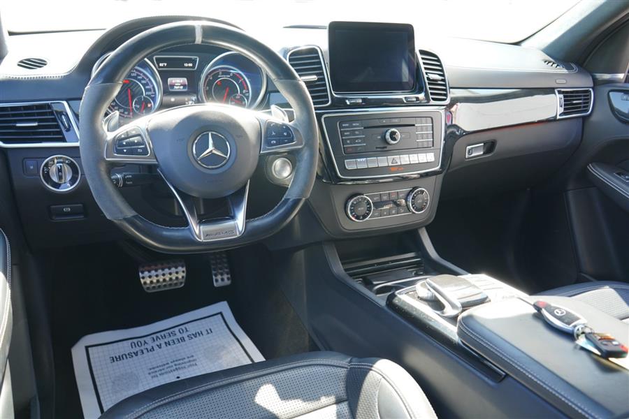 2016 Mercedes Benz GLE AMG 63 4MATIC photo 2