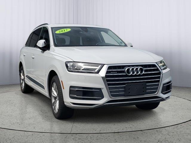 Used 2017 Audi Q7 in Fort Myers, Florida | Carlux Fort Myers. Fort Myers, Florida