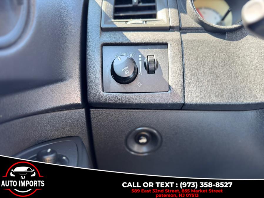2010 Dodge Charger 4dr Sdn SXT RWD, available for sale in Paterson, New Jersey | NJ Auto Imports. Paterson, New Jersey 2010 Dodge Charger 4dr Sdn SXT RWD, available for sale in Paterson, New Jersey | NJ Auto Imports. Paterson, New Jersey