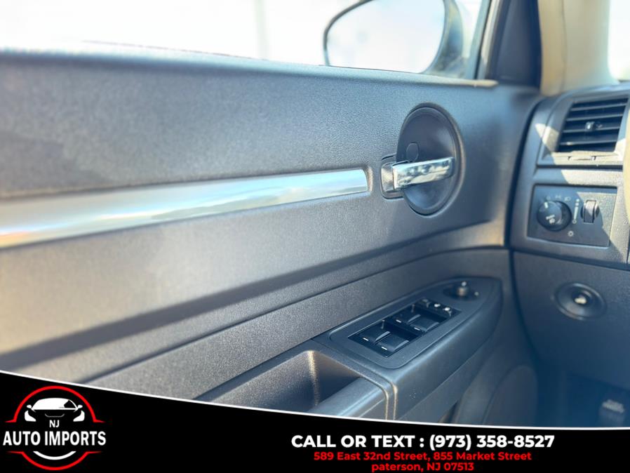 2010 Dodge Charger 4dr Sdn SXT RWD, available for sale in Paterson, New Jersey | NJ Auto Imports. Paterson, New Jersey 2010 Dodge Charger 4dr Sdn SXT RWD, available for sale in Paterson, New Jersey | NJ Auto Imports. Paterson, New Jersey