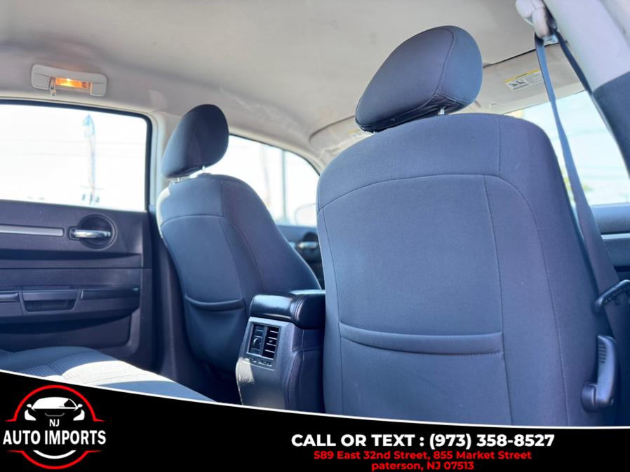 2010 Dodge Charger 4dr Sdn SXT RWD, available for sale in Paterson, New Jersey | NJ Auto Imports. Paterson, New Jersey 2010 Dodge Charger 4dr Sdn SXT RWD, available for sale in Paterson, New Jersey | NJ Auto Imports. Paterson, New Jersey