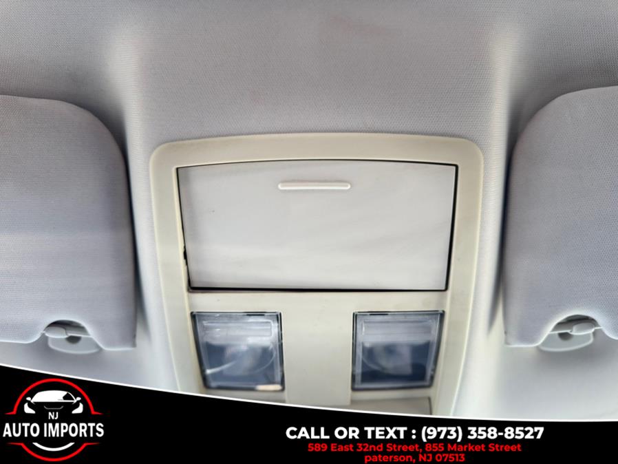 2010 Dodge Charger 4dr Sdn SXT RWD, available for sale in Paterson, New Jersey | NJ Auto Imports. Paterson, New Jersey 2010 Dodge Charger 4dr Sdn SXT RWD, available for sale in Paterson, New Jersey | NJ Auto Imports. Paterson, New Jersey