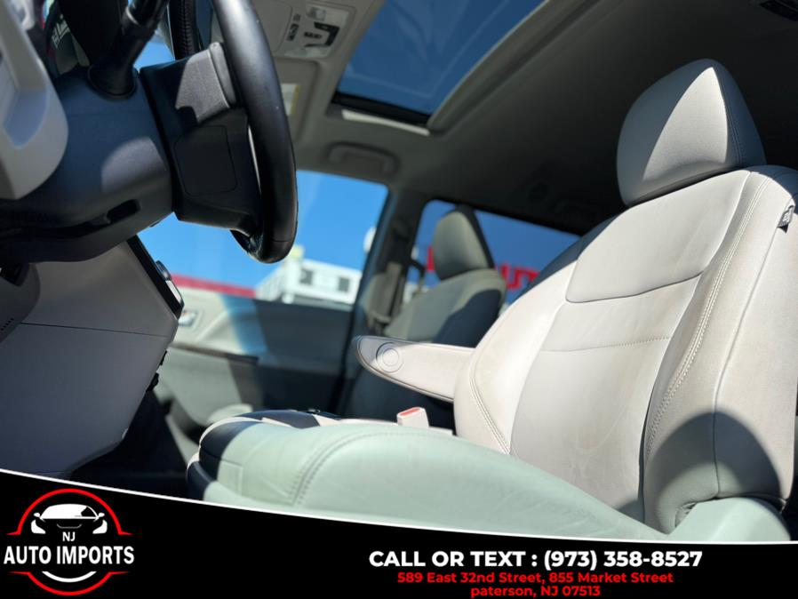 2016 Toyota Sienna 5dr 7-Pass Van XLE AWD (Natl), available for sale in Paterson, New Jersey | NJ Auto Imports. Paterson, New Jersey 2016 Toyota Sienna 5dr 7-Pass Van XLE AWD (Natl), available for sale in Paterson, New Jersey | NJ Auto Imports. Paterson, New Jersey